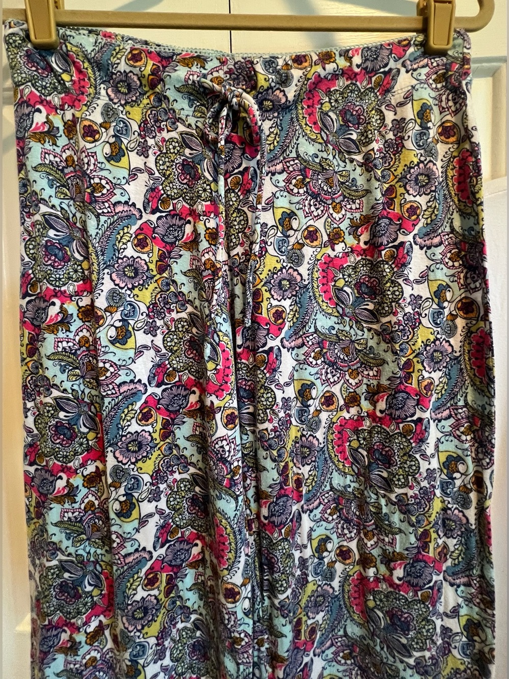 2 Pc PJ Set🩷 Colorful Paisley Lounge Pants & Versatile White Short Sleeve Shirt - Picture 4 of 12